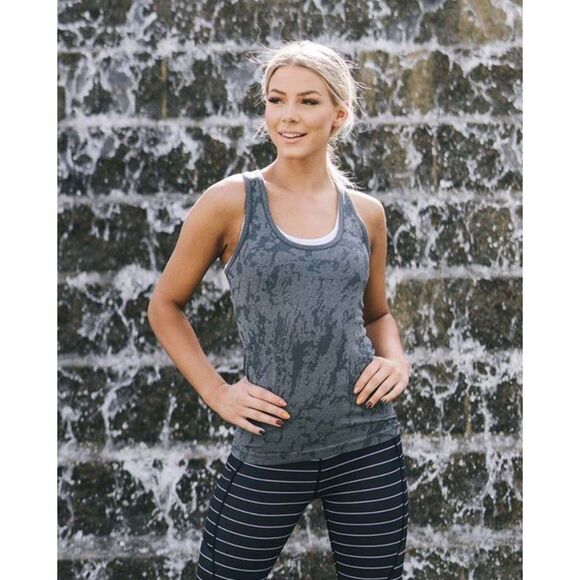 Zyia Active Gray Splash Hendrix Seamless Tank Size Medium - Picture 1 of 7